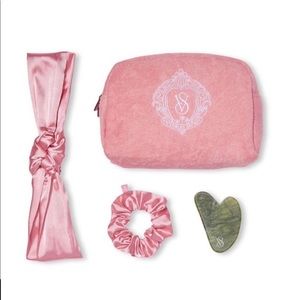 NWT Victoria’s Secret Spa Gift Set